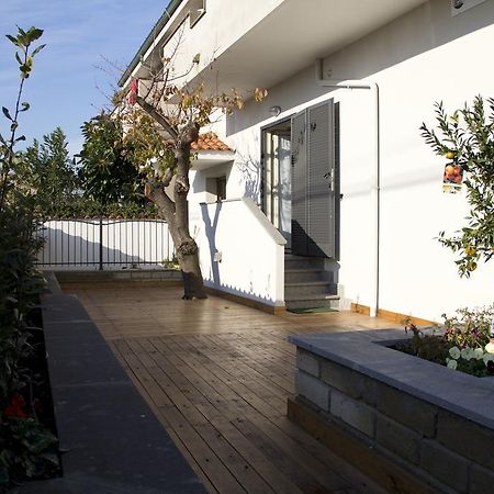 Happy Home Фьюмичино Экстерьер фото